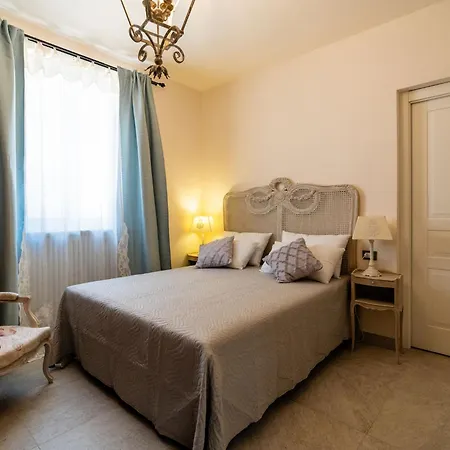 Vega By Interhome Lejlighed Bussana Nuova