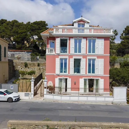Vega By Interhome